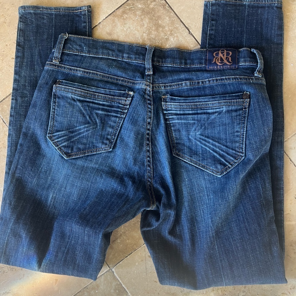 Rock and Republic ladies jeans 10. Perfect condition No stains or imperfections - Picture 11 of 13
